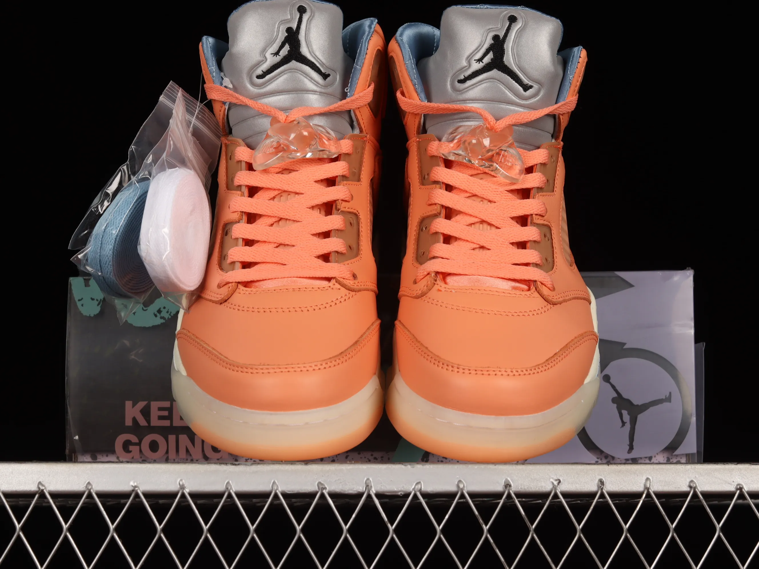 All categories Air Jordan Jordan series basketball shoes Air Jordan 5 DJ Khaled x Air Jordan 5 We The Best "Crimson Bliss" AJ5 Joe 5 joint model DV4982-641